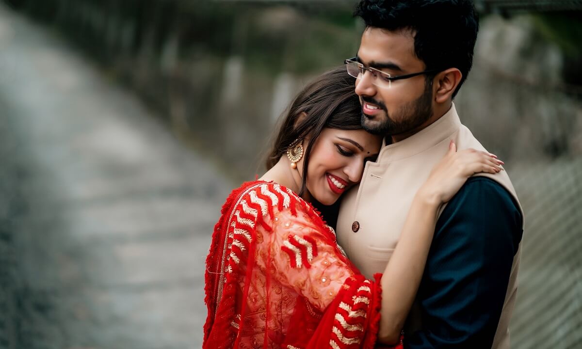 प्यार करने के 10 फायदे || Love Feeling In Hindi